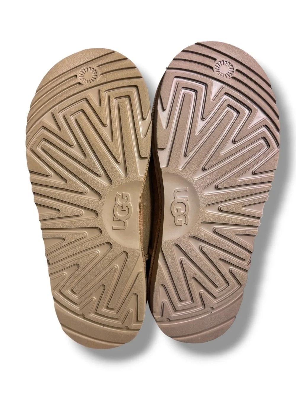 UGG Tan Suede Classic Slides Size 6K